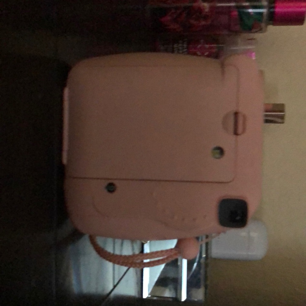 Camera - Picture 2 of 4